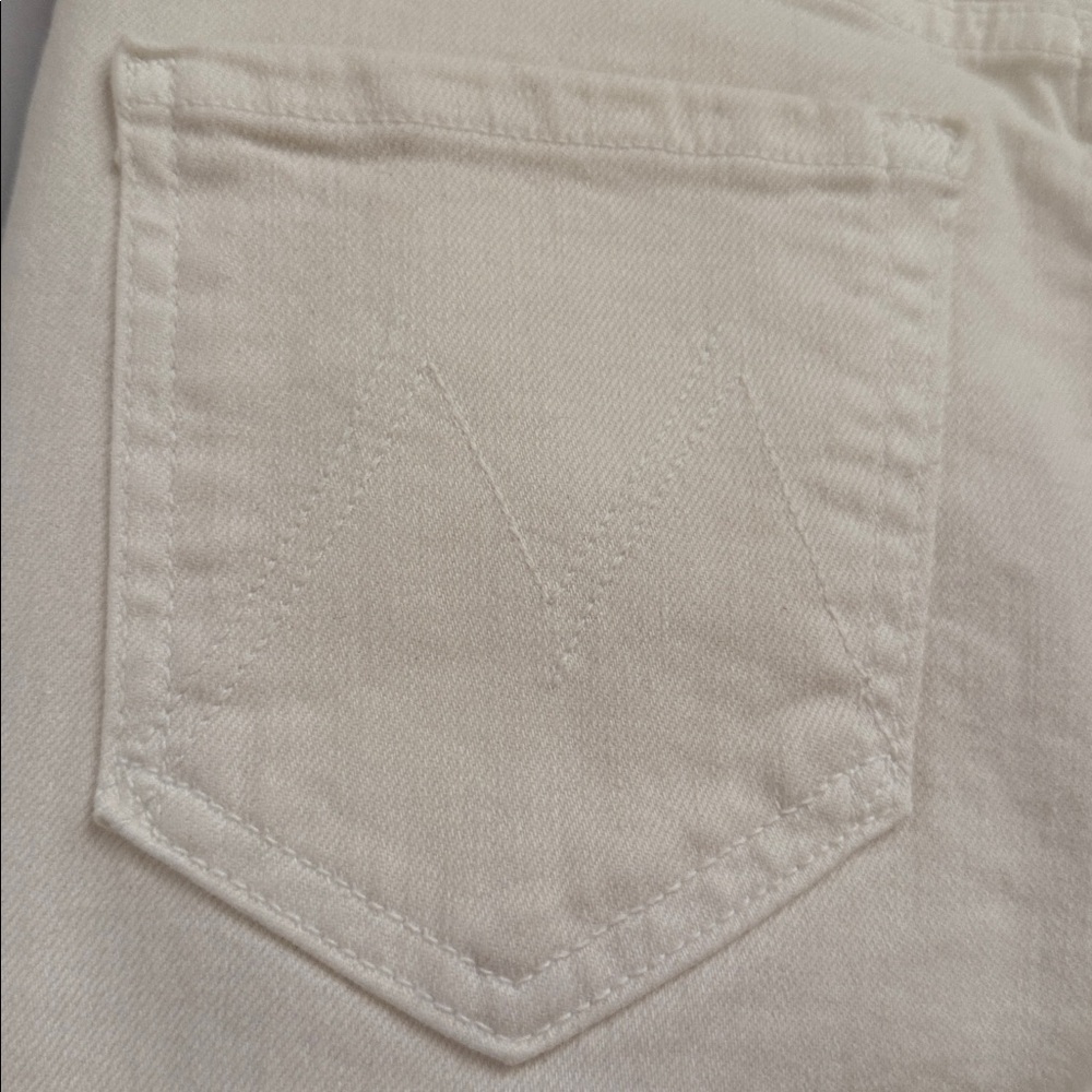 NWT MOTHER The Rascal Sliced Up Heel Play Date Aqwantique White 25 Jeans - Picture 10 of 16